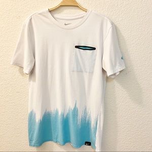 Nike NWOT Men’s Dri-Fit KD Ombré T-Shirt med.